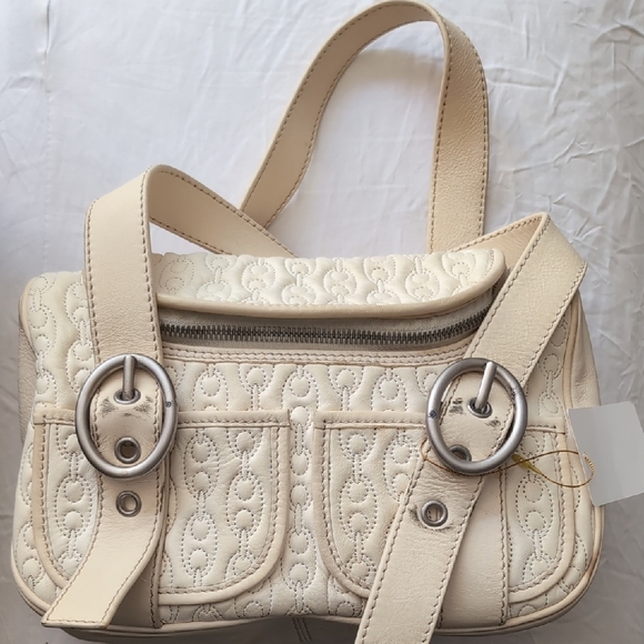 Celine - Picture 1 of 10